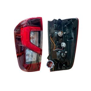 Set de Faros Posteriores Nissan NP300 2022+ / LED